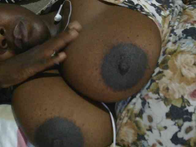 pervertmom webcam