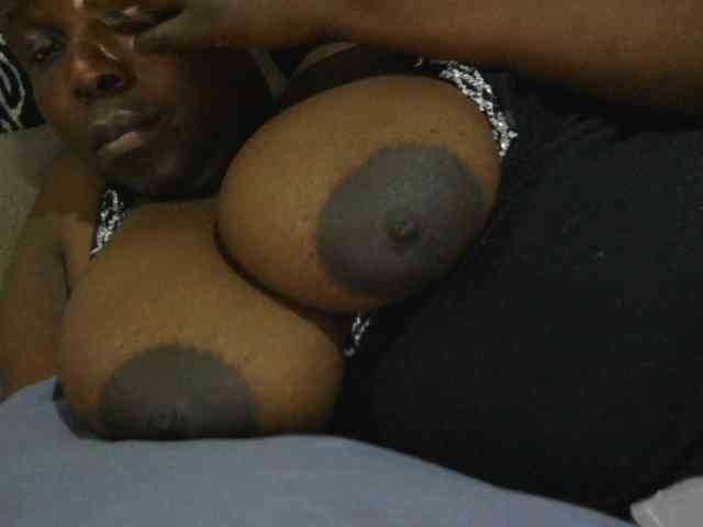 pervertmom webcam