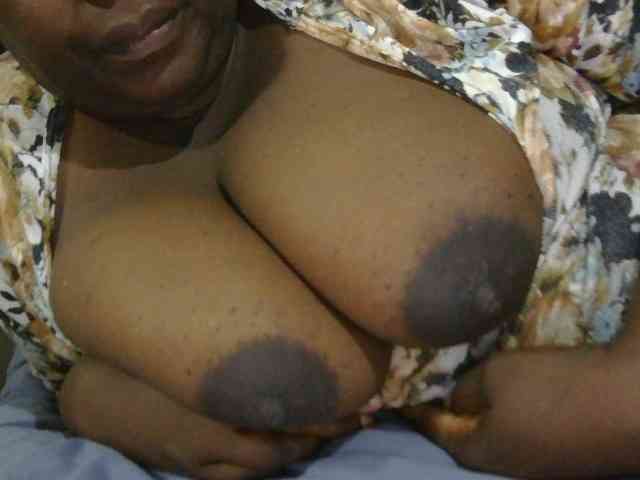 pervertmom webcam