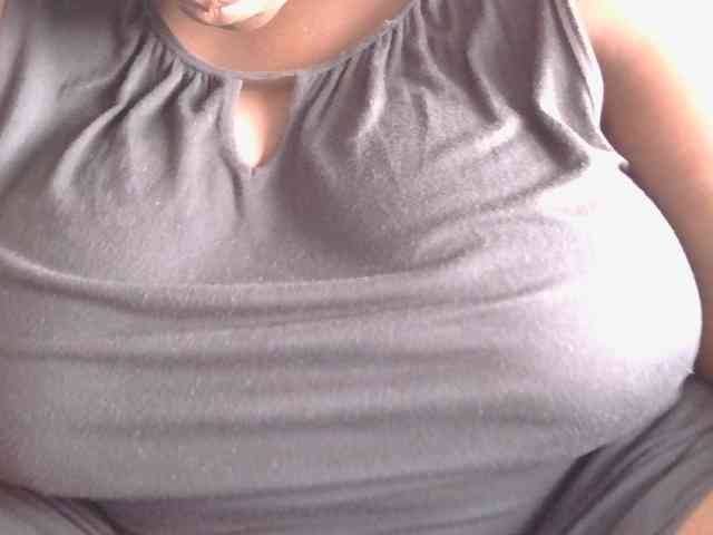 Model: pervertmom