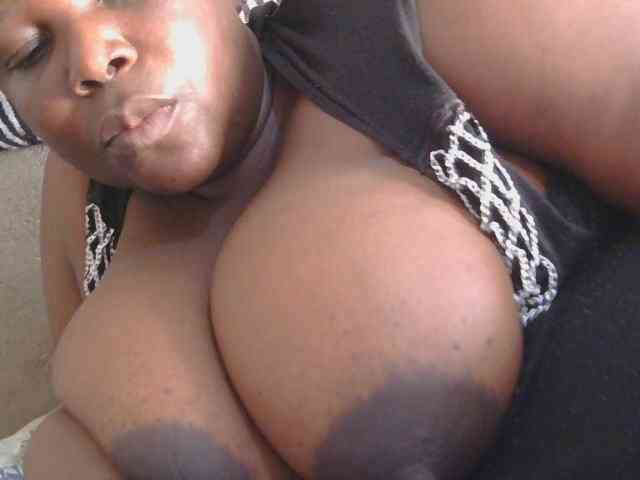 pervertmom Live Webcam on BongaCams