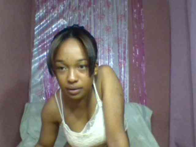 MelaniexXt webcam