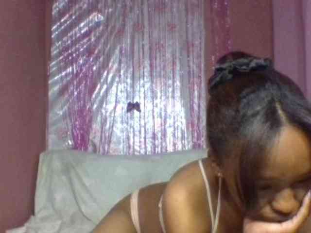 MelaniexXt