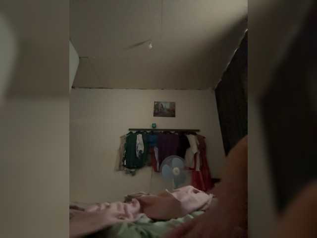 mari12-1 live webcam show