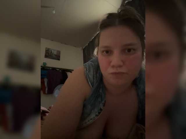 mari12-1 live webcam show