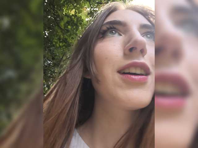 Neznakomka live cam on BongaCams