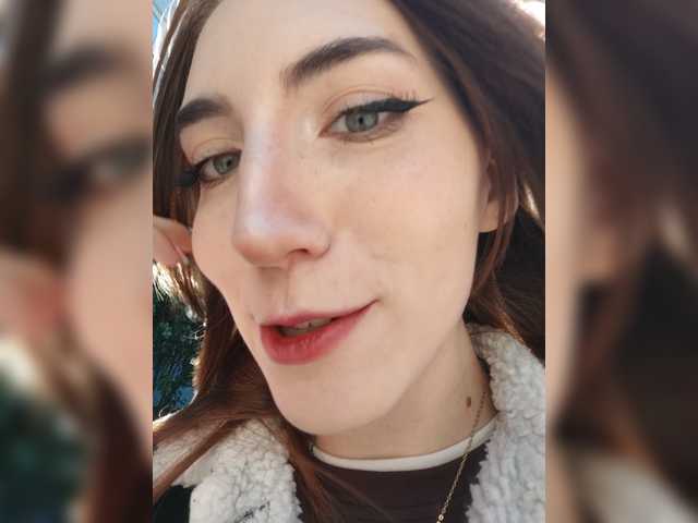 Neznakomka live cam on BongaCams