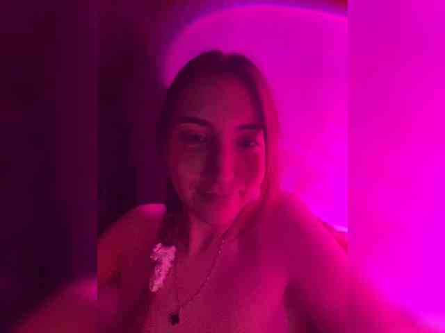 Modelo: Neznakomka