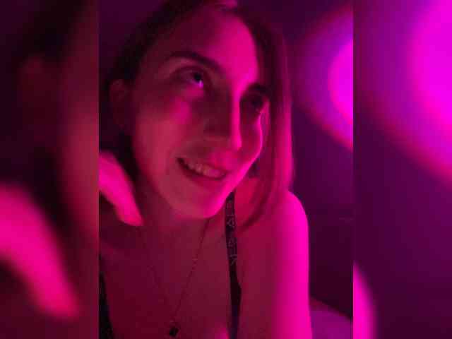 Modelo: Neznakomka