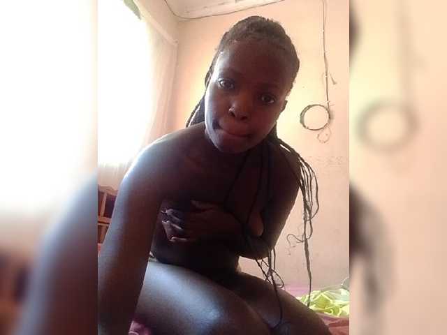 BellaStellahh live cam on BongaCams