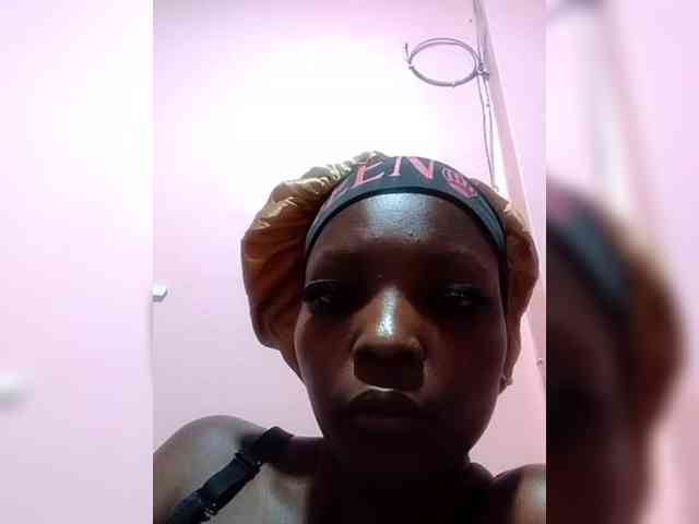 BellaStellahh webcam