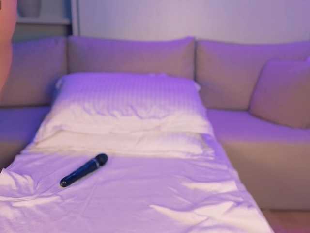 Juicy-Curvy live cam on BongaCams