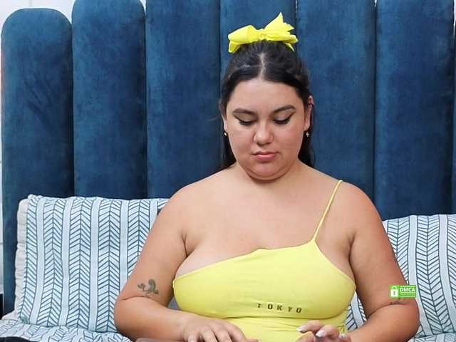 JadeGlow live cam on BongaCams