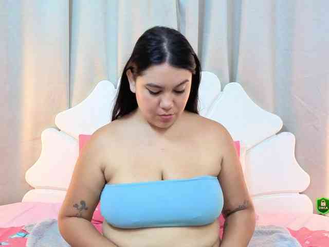 JadeGlow webcam