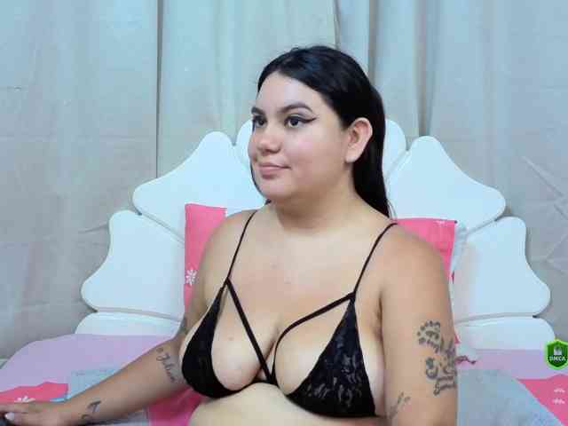 JadeGlow webcam