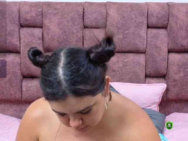 JadeGlow webcam