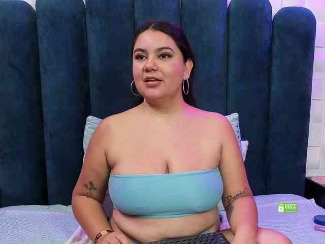JadeGlow webcam