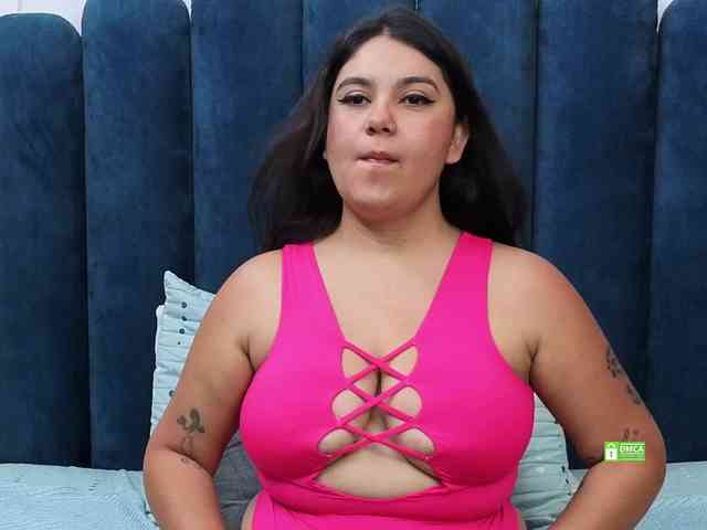 JadeGlow webcam
