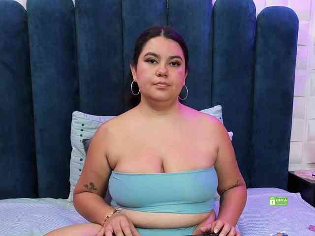 JadeGlow webcam