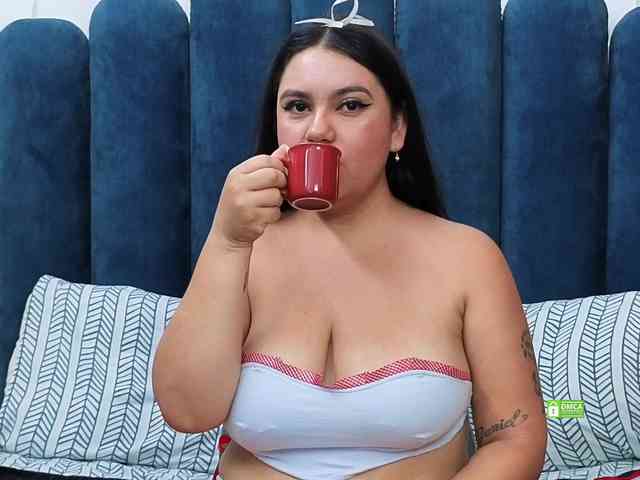 JadeGlow webcam