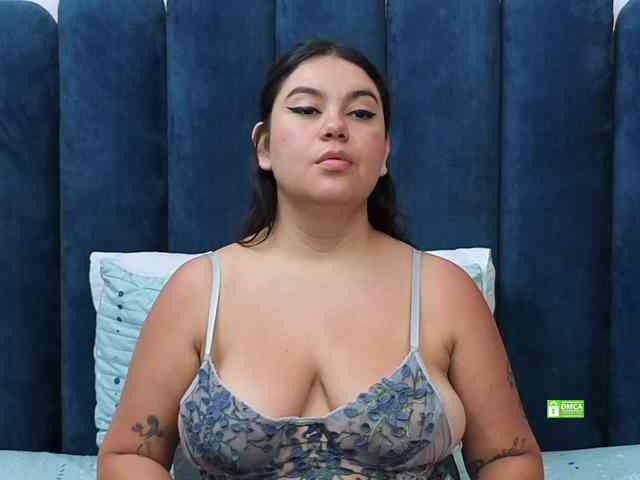 JadeGlow webcam