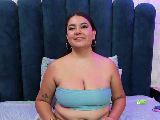 JadeGlow webcam