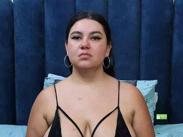 JadeGlow webcam