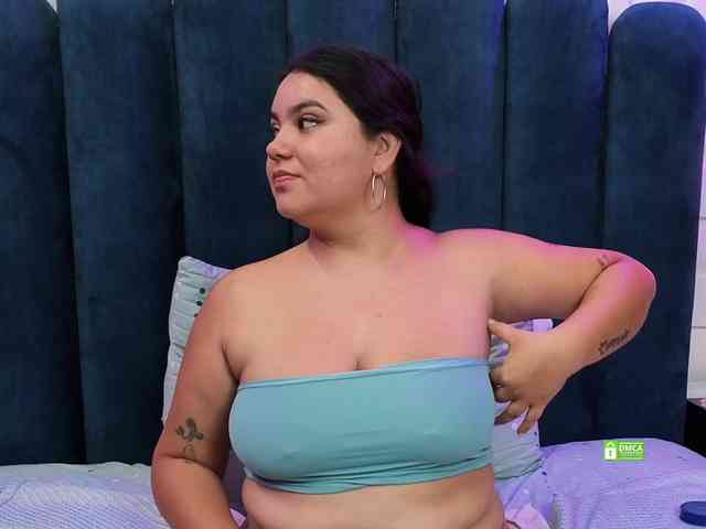 JadeGlow webcam