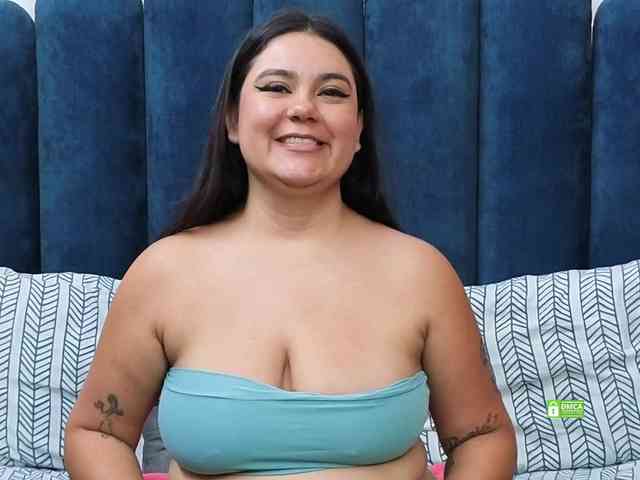 JadeGlow webcam