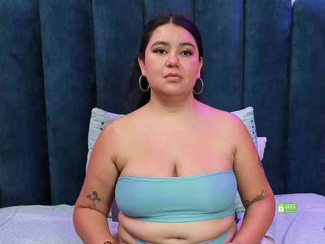 JadeGlow webcam