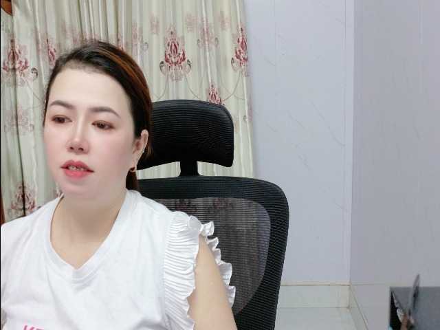Lindahot69 live cam preview