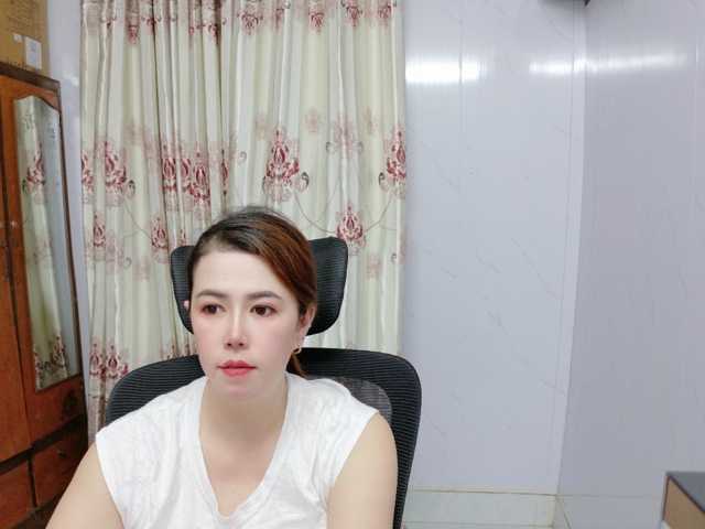 Lindahot69 live cam preview