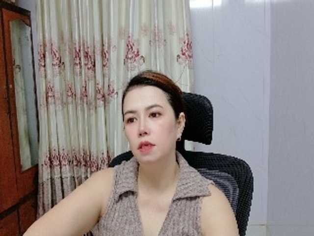 Lindahot69 live cam preview