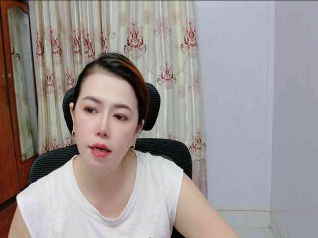 Lindahot69 webcam
