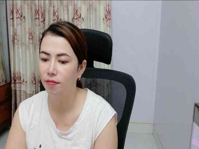 Lindahot69 webcam