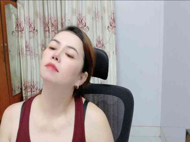 Lindahot69 webcam