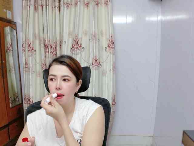 Lindahot69 webcam