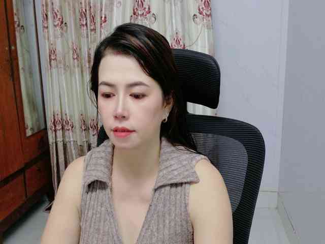 Lindahot69 webcam