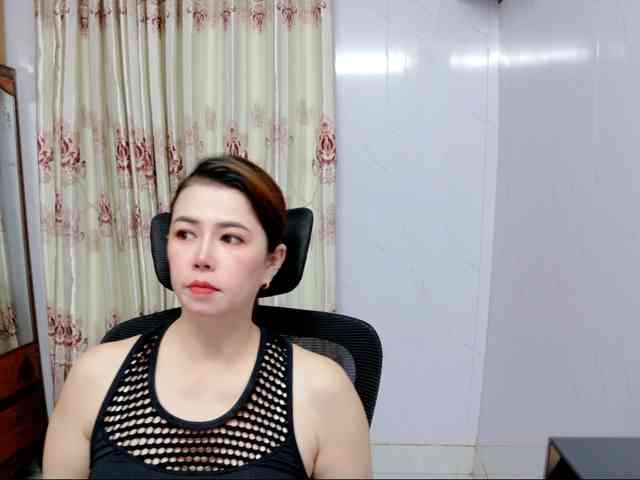 Lindahot69 webcam