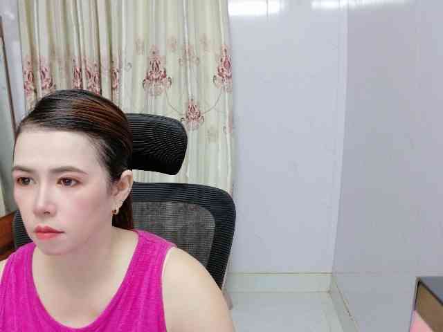 Lindahot69 webcam