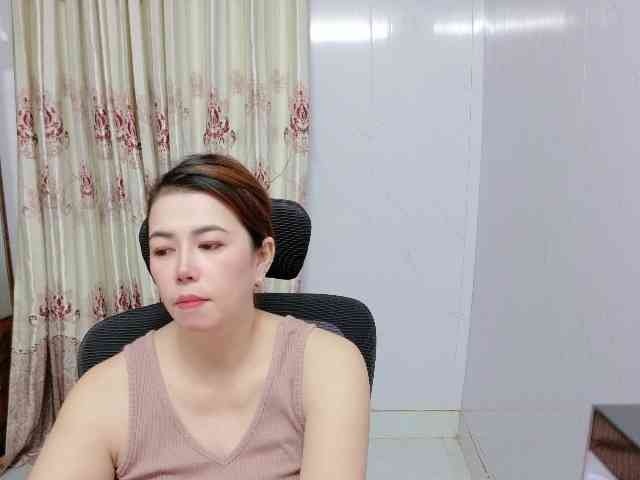 Lindahot69 webcam