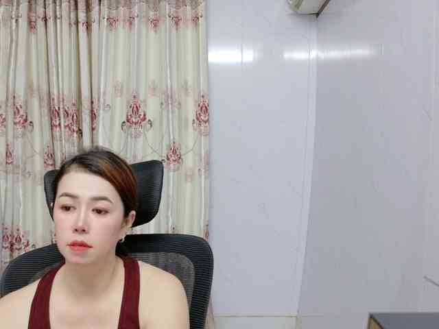 Lindahot69 webcam