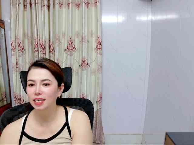 Lindahot69 webcam