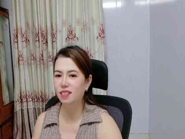 Lindahot69 webcam