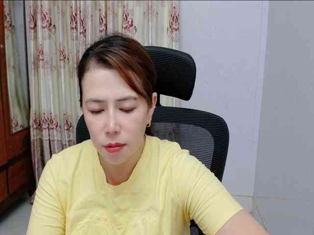 Lindahot69 webcam