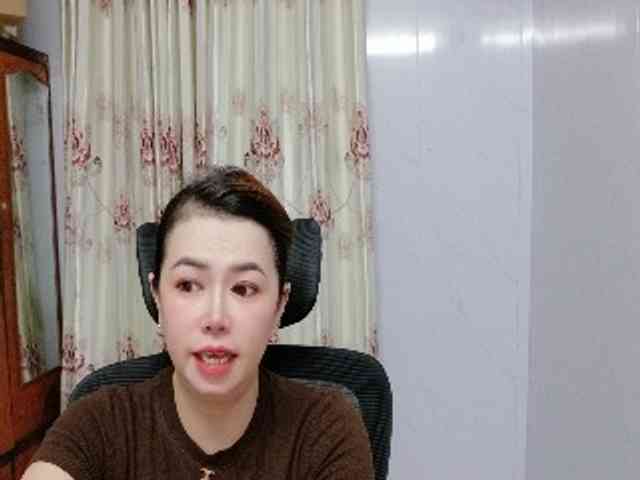 Lindahot69 webcam