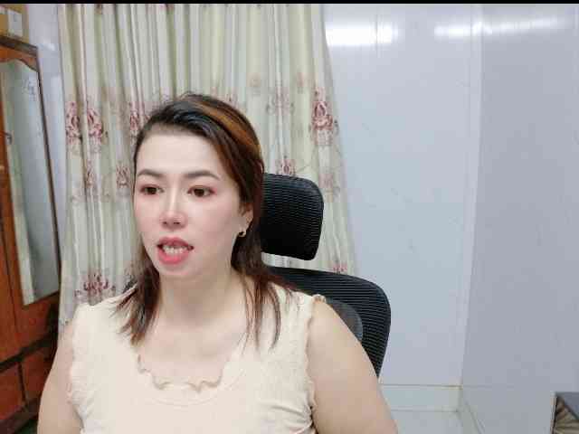 Lindahot69 webcam