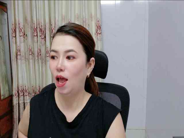 Lindahot69 webcam