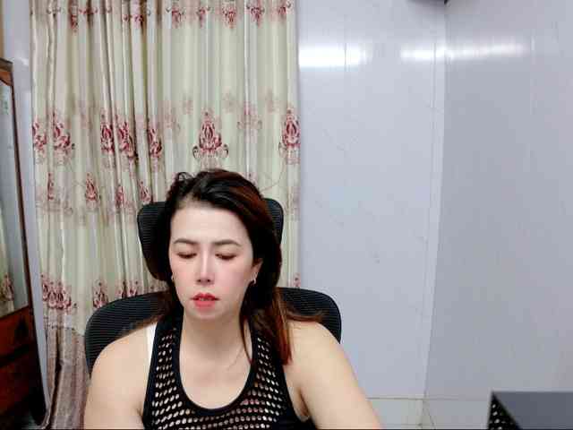 Lindahot69 webcam