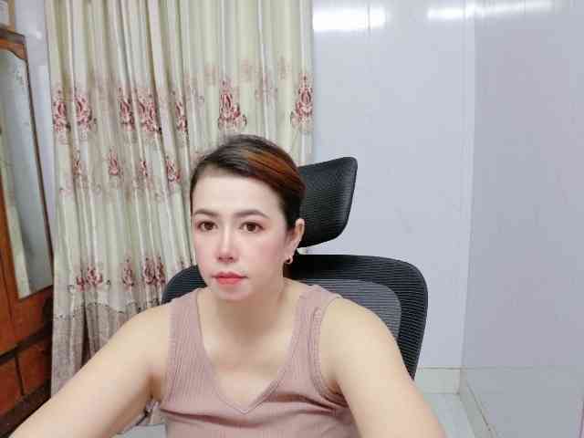 Lindahot69 webcam